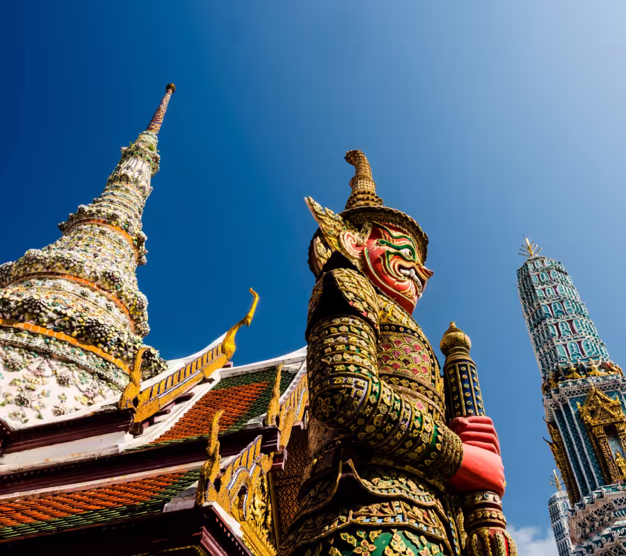 Giant statue grand palace in Bangkok
